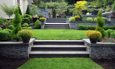 landscaping gardening image